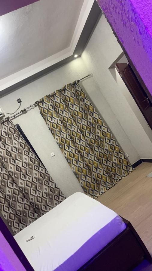 Hotel Residence Aicha Tambacounda المظهر الخارجي الصورة