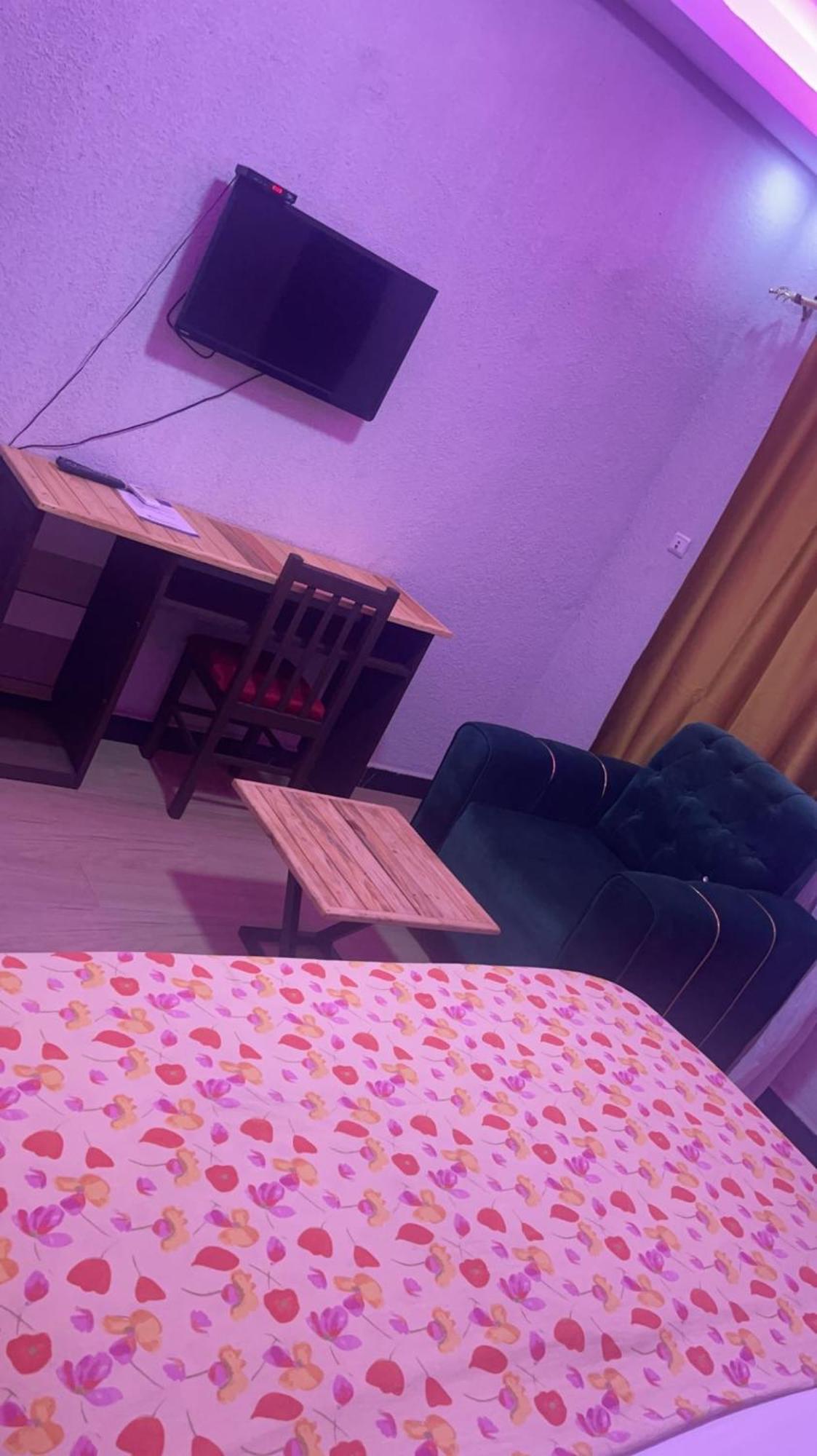 Hotel Residence Aicha Tambacounda المظهر الخارجي الصورة